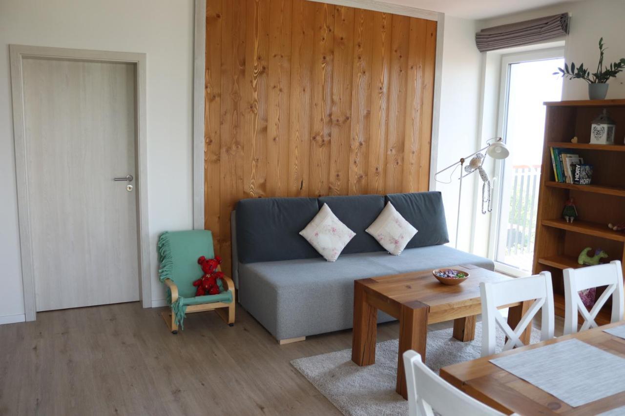 Apartman Primo Martina Lägenhet Vysoké Tatry Exteriör bild